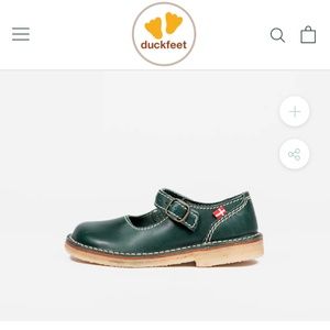 Duckfeet Mary Janes